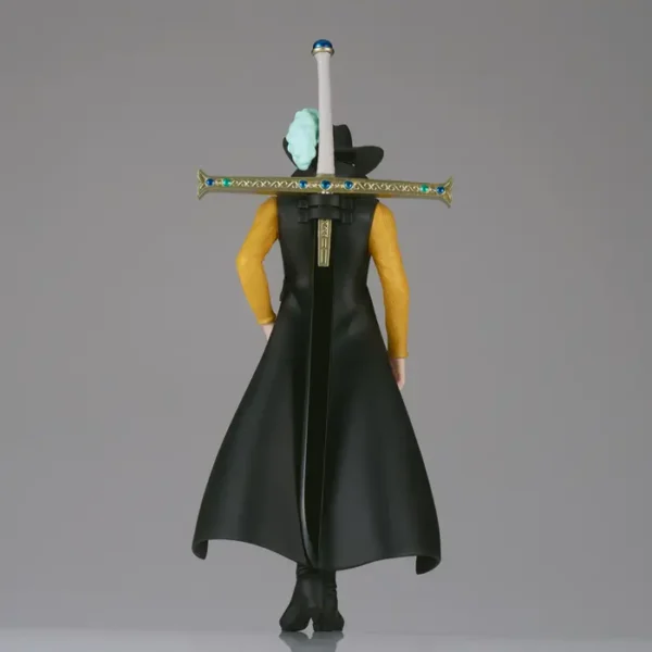 One Piece The Shukko Dracule Mihawk9 One Piece The Shukko Dracule Mihawk